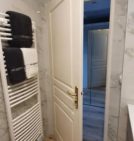 公寓 Lovely 1 Bedroom Vacation With Free Parking. 尼斯