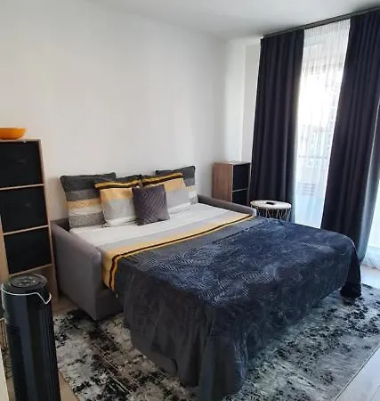 Lovely 1 Bedroom Vacation With Free Parking. 公寓 尼斯